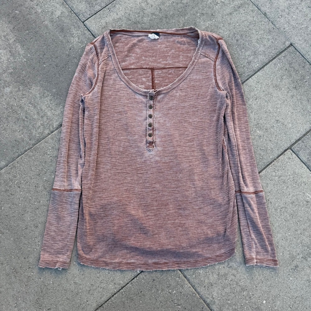 We The Free Free People Mauve Long Sleeve Henley Top XS Exposed Seams Slub Knit